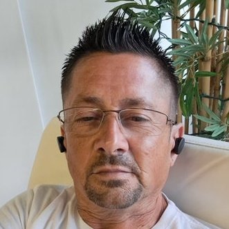 GaryDHunter1's tweet photo. #NewProfilePic https://t.co/z82zy9Wufj