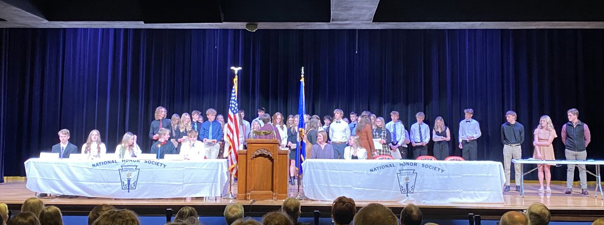 Congrats to the 2022 NHS Members of Lincoln High School!