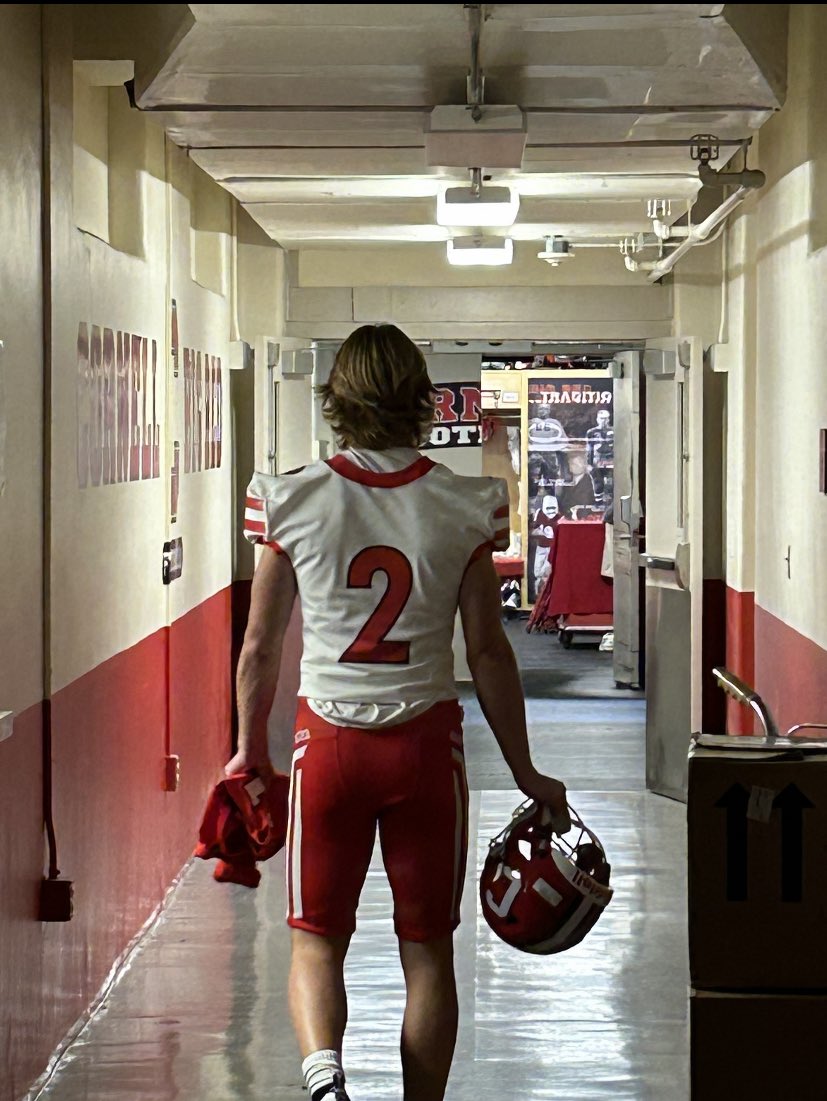 JohnnyW64585447's tweet photo. Blessed to receive a D1 offer to play football at Cornell. #GOBIGRED @JaredBackus1 @JoshMaurerCU @BigRed_Football https://t.co/eMb88Xjsxu