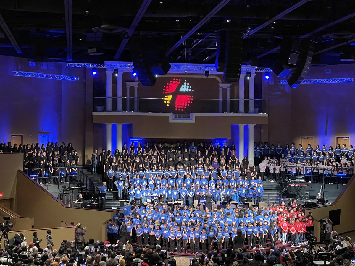 Jadd Jarusinski (@principalridge) on Twitter photo So great watching the Peachtree Ridge Cluster Chorus perform! #oneridge <a href="/PeachtreeRidge/">Roary's Rundown</a> So great watching the Peachtree Ridge Cluster Chorus perform! #oneridge <a href="/PeachtreeRidge/">Roary's Rundown</a>