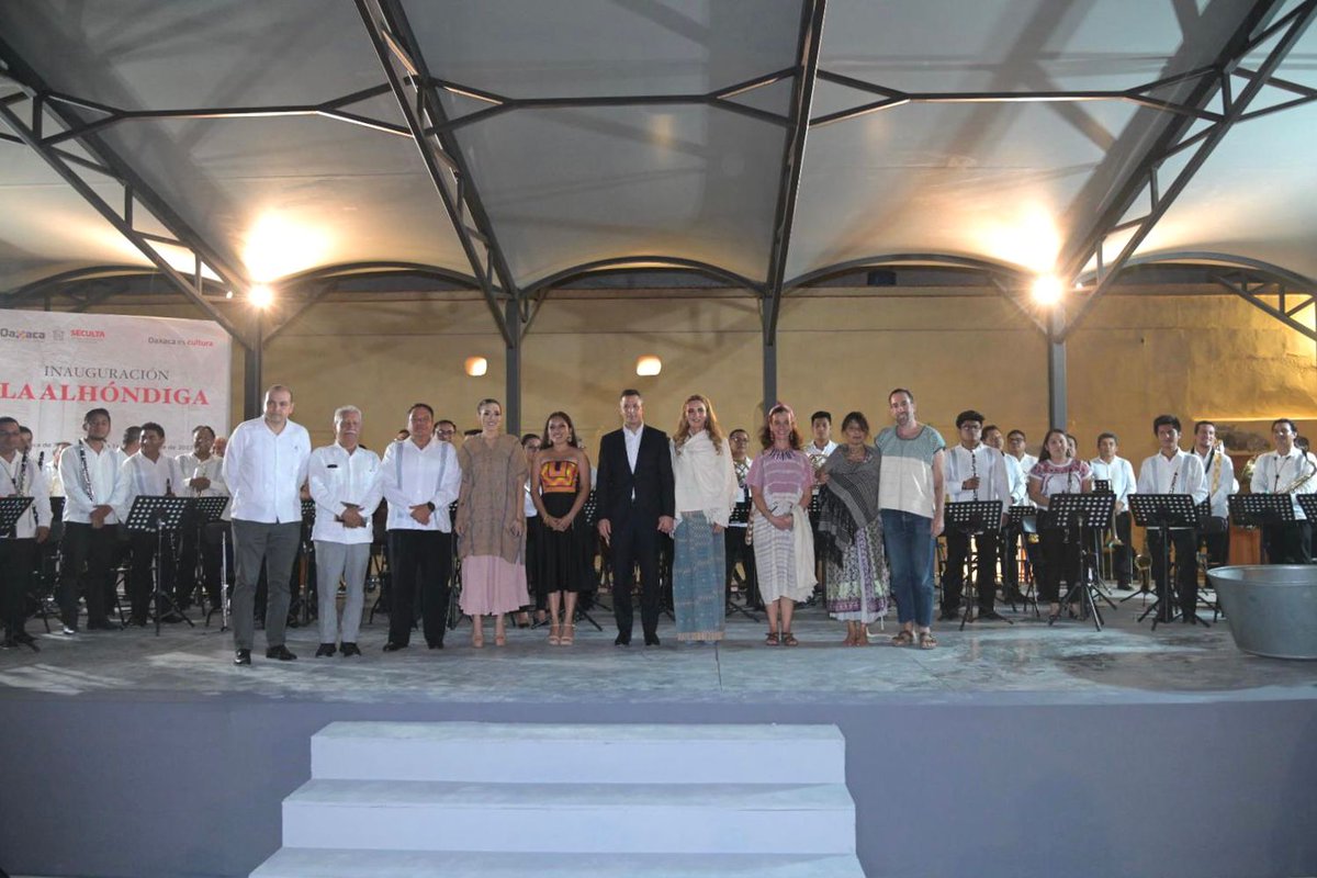 Alejandro Murat tweet media