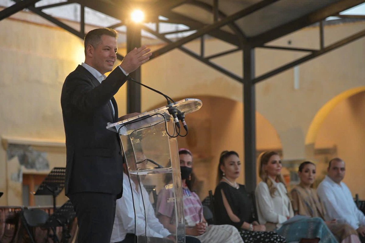 Alejandro Murat tweet media