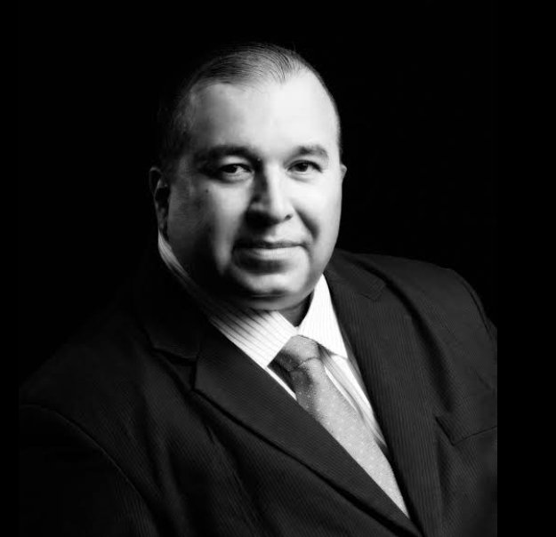 Cuando tomé la decisión de renunciar a RP, Eugenio D' Medina me llamó preocupado, y mostró su apoyo comprendiendo mis razones. Fue en el 1er semestre del año. Lo conocí en mi 1era campaña congresal (2019/20) como correligionario, amigo y luego un gran aliado

QEPD querido Eugenio