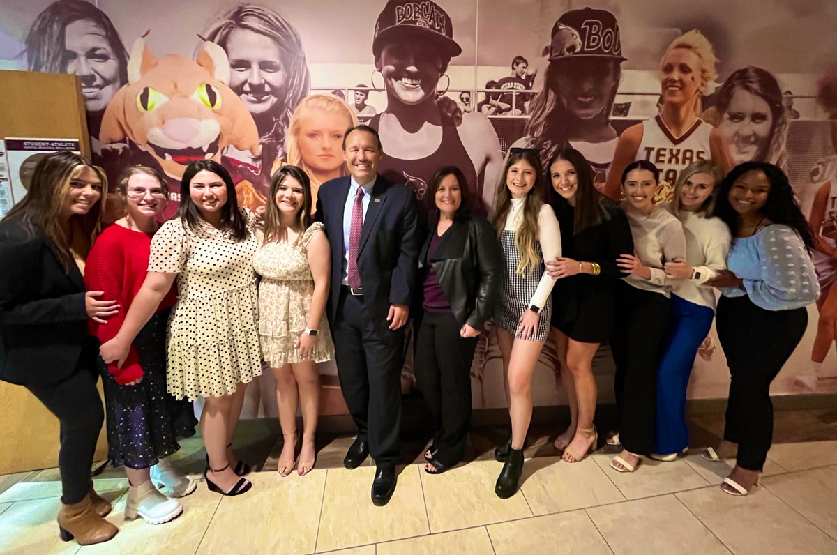 Beth and I loved joining @VPSATXST and her team as we celebrated the accomplishments of our <a href="/TXSTFSL/">Texas State Fraternity & Sorority Life</a> student leaders tonight. I was grateful for the opportunity to thank the outgoing presidents and to encourage those who will be returning. #EatEmUpCats 🐾