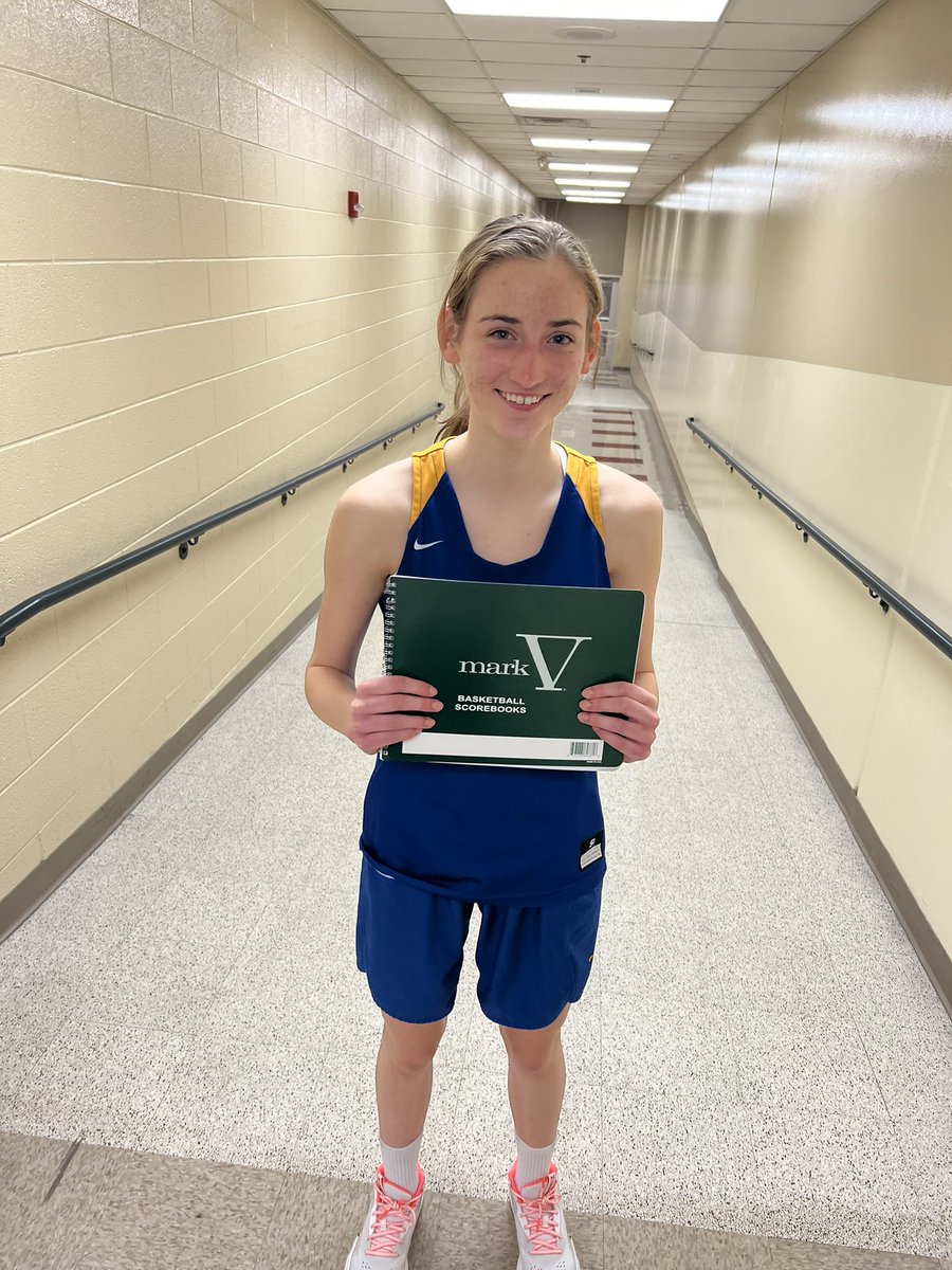 CoachNebs's tweet photo. Dub for the JV Eagles w/ a 49-31 win over Rich Township! @edriscoll26 with 10, @maevedurkin23 with 8. Starting a new tradition, the Spark Plug award + @avahelman23 is our first recipient! (Pretend the book is a trophy 😂) #GoEagles #Countinme @Gina_Offerman @CSEaglesHoops 🏀🦅 https://t.co/E1bBA338Ex