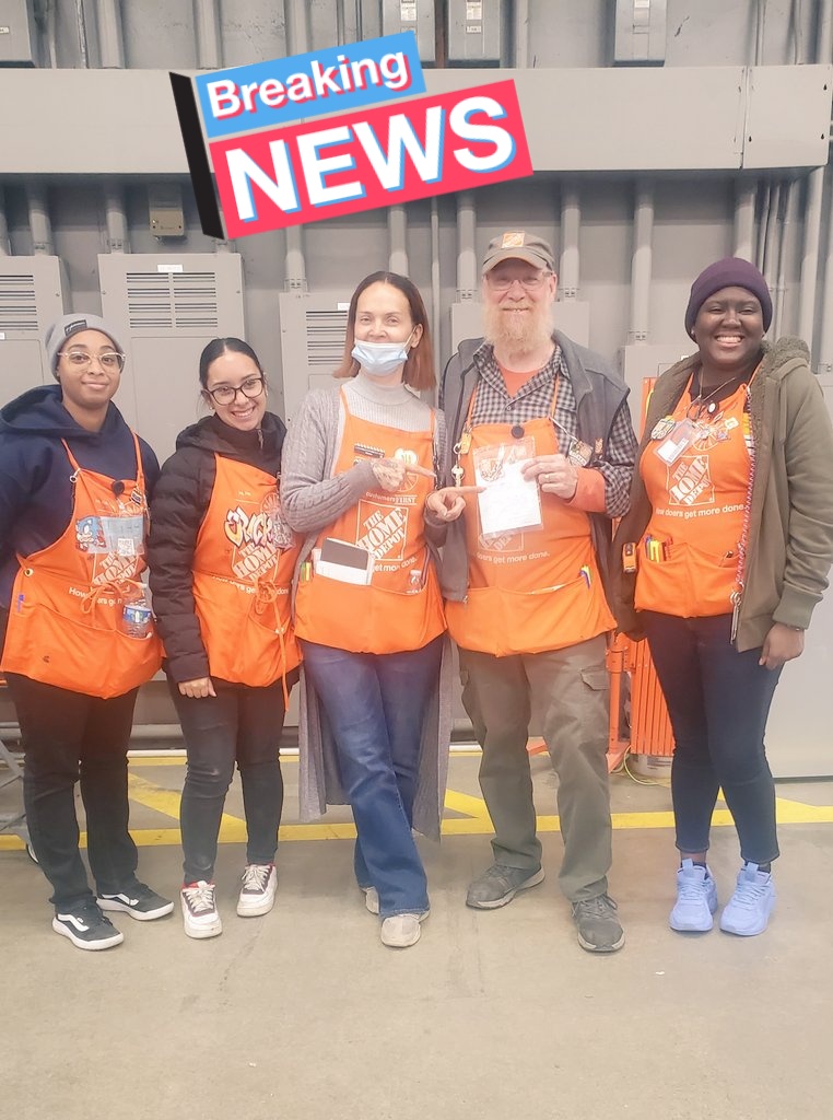 Recognizing our FES <a href="/JamesCorlessII/">James Corless II THD</a> for making learning fun for his cashiers 🤓 Great idea to do a role play with #AccuracyCart 💯  <a href="/hmalak/">Sam</a> <a href="/kelly_presti/">Kelly Presti</a> <a href="/CecilR39390896/">CecilR</a> <a href="/HBullard13/">Harold Bullard</a> <a href="/gerrymate1/">gerrymate</a> #bleadingorange #HomeDepot #LeadingTheWay #Retail