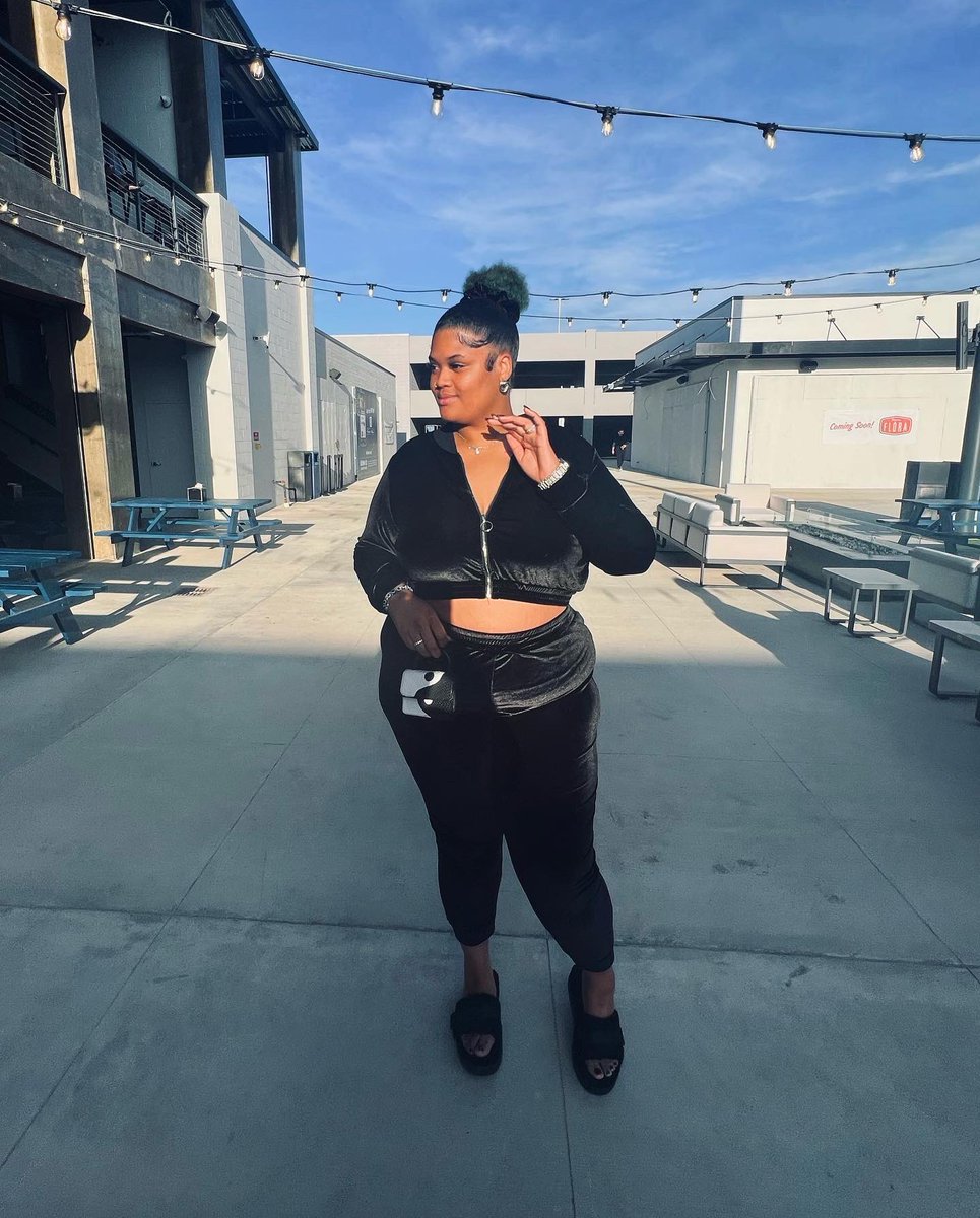 liisaaaaxo's tweet photo. 🖤 https://t.co/gquZlxkq6n