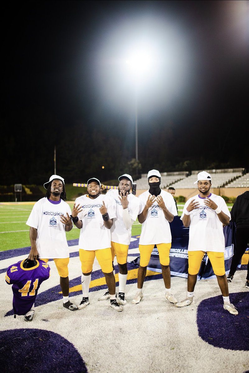 Keveione Zanders tweet media