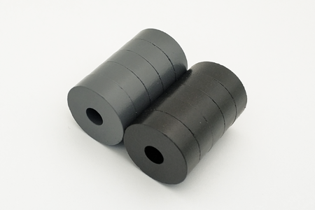 Advancedmagnets's tweet photo. #BondedMagnets Bonded neodymium magnets with gray/black epoxy coating🧲🧲🧲https://t.co/HxnsVu2UPi https://t.co/6NgiZE5pGI