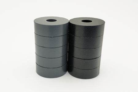 Advancedmagnets's tweet photo. #BondedMagnets Bonded neodymium magnets with gray/black epoxy coating🧲🧲🧲https://t.co/HxnsVu2UPi https://t.co/6NgiZE5pGI