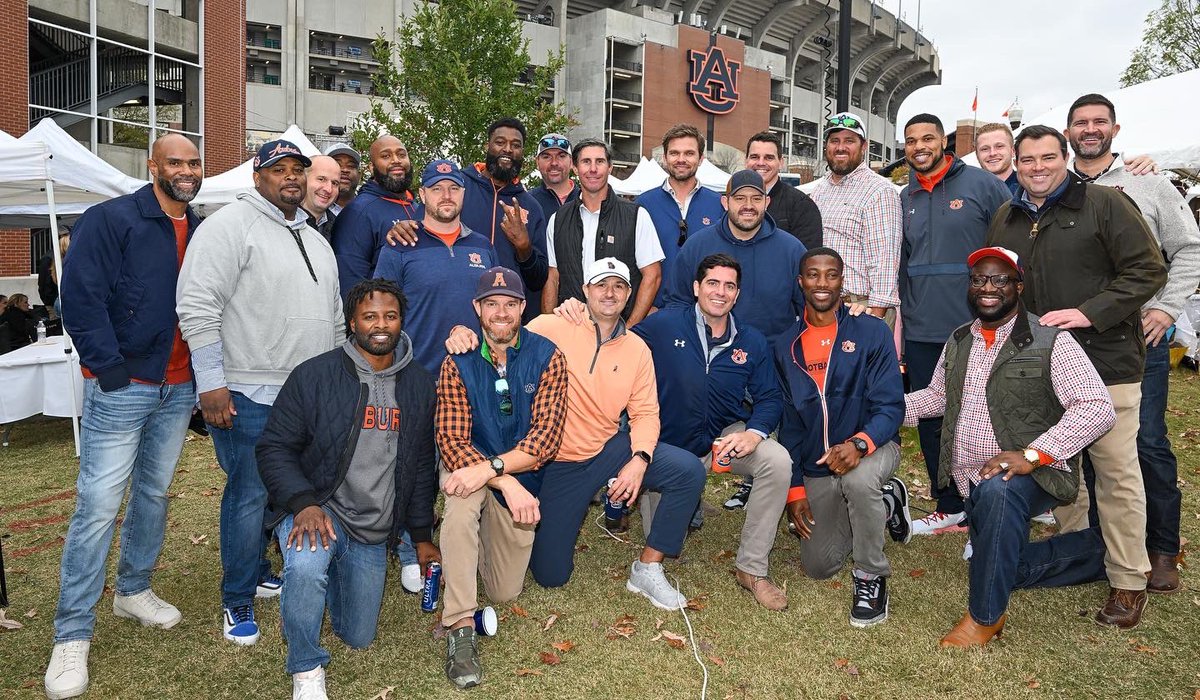 Enjoyed seeing all the fellas come back and support <a href="/CoachCaddy24/">Cadillac Williams</a> and the team. AU family let’s come out and support again this weekend! #Wareagle