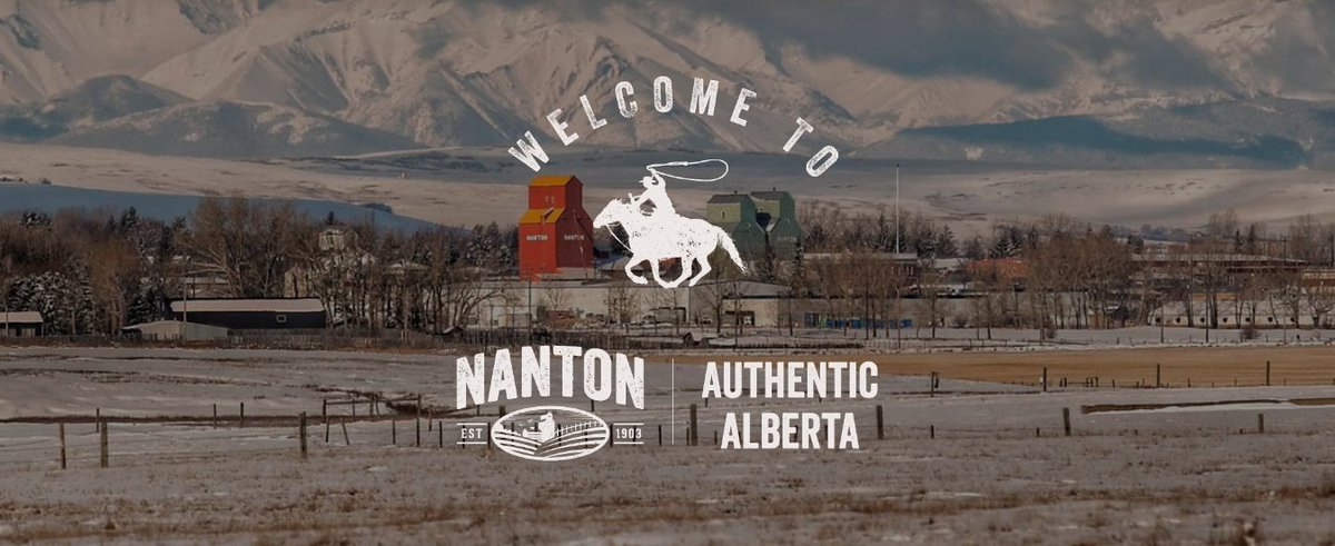 visitnanton's tweet photo. Want to know what's going on for this year's Nanton Lights the Way?! Go to https://t.co/E4QzBLtPwv where we're adding new events and festivities all the time! #comeforthedrivestayforthemagic #authenticalberta #shopnanton #nantonlightstheway https://t.co/UO6biE2UDn