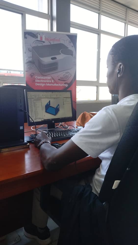 DonMatovinho's tweet photo. officer on duty....🥰🥰
#microfuse computer technologies ltd https://t.co/N1NjlLdE9t