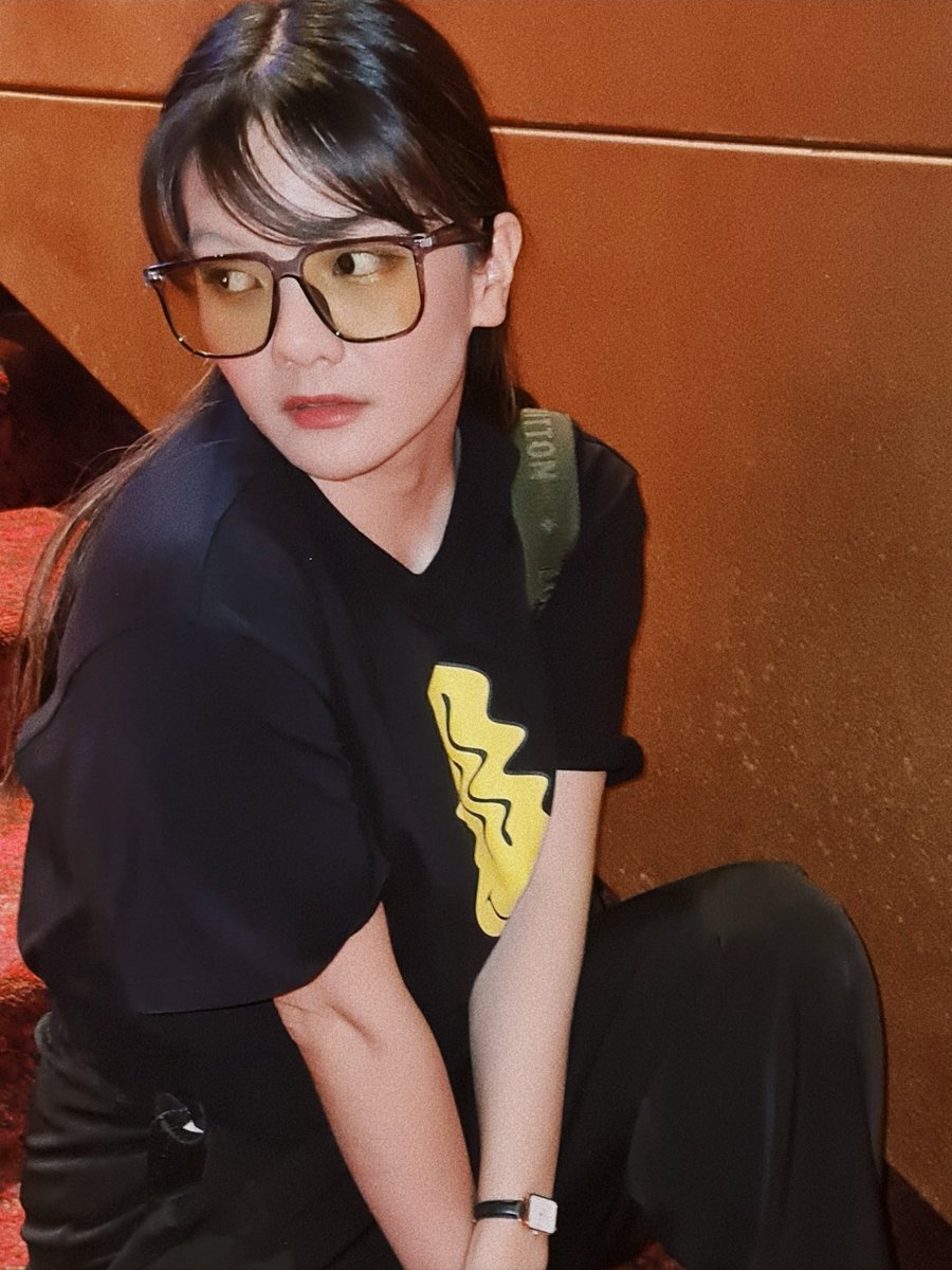 Nacchiiato's tweet photo. เราทำให้เธอหลงได้นะ ลองมาถามทางเราสิ😎
แว่นกันแดดจาก #DECKFUNGLASSES
#nacchiiakirakurø #akirakuro https://t.co/myjzAgHZMV