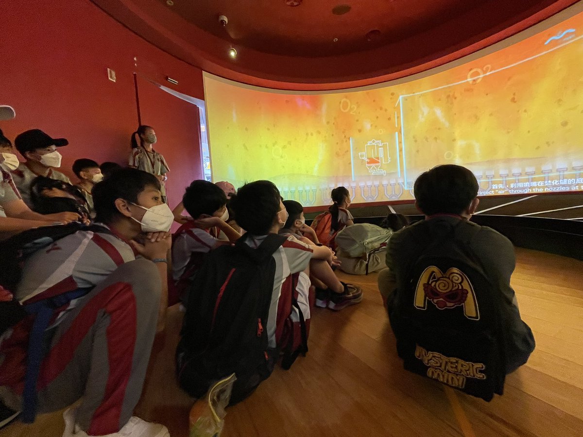 Service week fun and learning with <a href="/HanAcademyHk/">Han Academy Hong Kong</a> students at T-Park, Y-Park, Rescue Centre for Abandoned Pets, and the WWF’s marine park in Hoi Ha Wan.