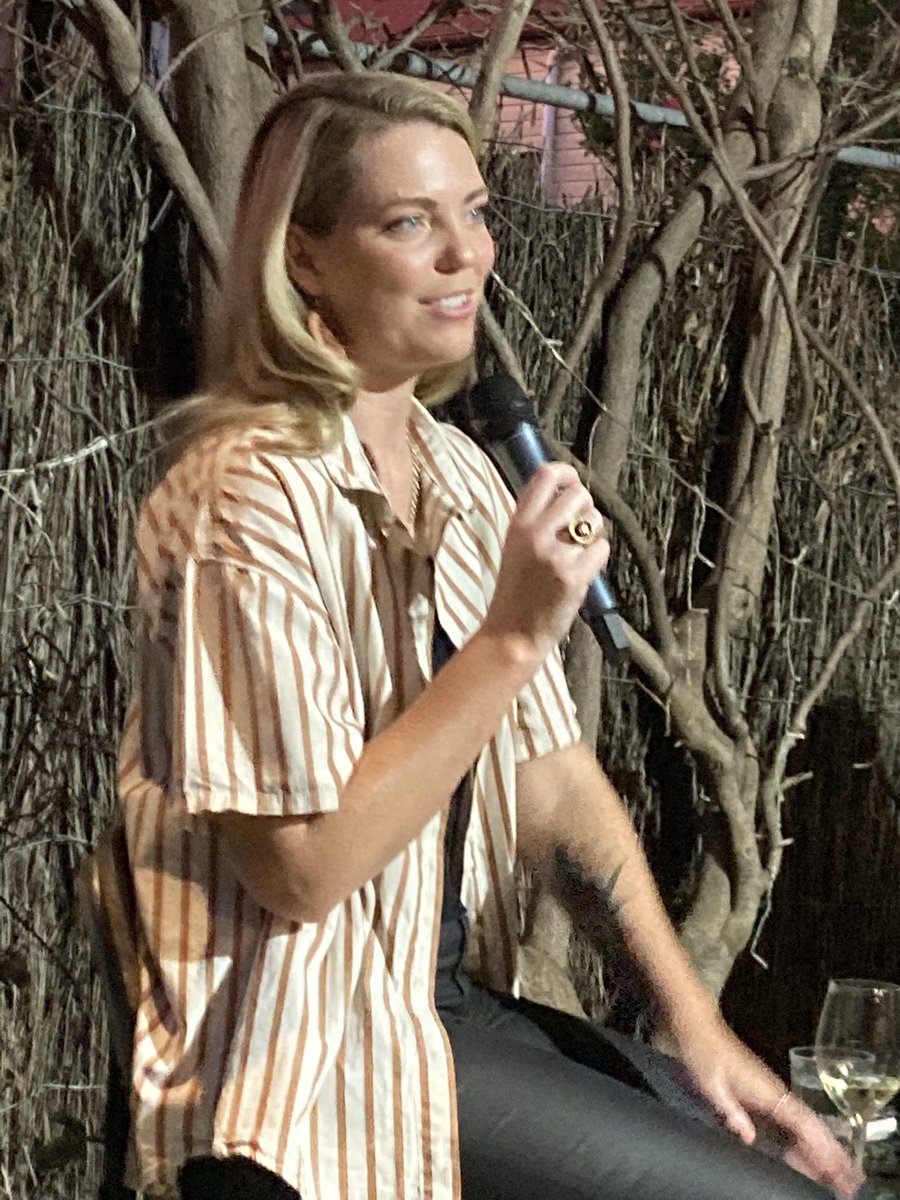 krissykneen's tweet photo. @AmyThunig and the wonderful Lauren Appo @avidreader4101 @UQPbooks #TellMeAgain https://t.co/qqxfGuzJt6