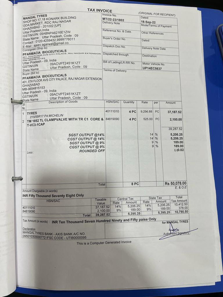BKTyagi2's tweet photo. @MichelinIndia Its quite embarrassing when your dealership refused to help me once he gave me Cut Tyre on 18th Sept 22. Mangal Tyres is even not ready to check or to register my complaint of Tyres sold to me. I bought Michelin Tyres as it’s most reliable company. But after Sale?? https://t.co/EihBNJ7SY7