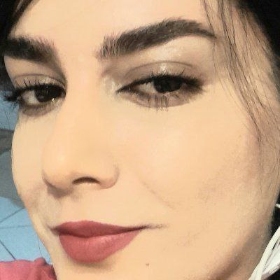 AliTagh30207454's tweet photo. #فهیمه_سلطانی دانشجوی حقوق دانشگاه اصفهان ورودی ۱۴۰۰، روز ۲۲ آبان ۱۴۰۱ در چهارباغ عباسی اصفهان توسط نیروهای اطلاعات بازداشت شده است.

#دانشجو_بازداشتی https://t.co/pSHfL54MUc