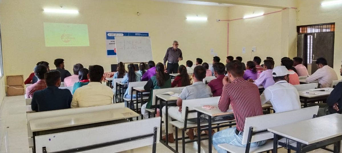 karan_sarthi97's tweet image. Capacity building and personality development workshop @MungeliDist on social behaviour change.
Personality Construction
Johari Window 
 #SBCWorks
#BehaviourChangeMatters 
 @UNICEFIndia @jobzachariah @rahuldeoias @ChhattisgarhABC @wethepeople_cg @SBCCalliance @abhisheksinghDP
