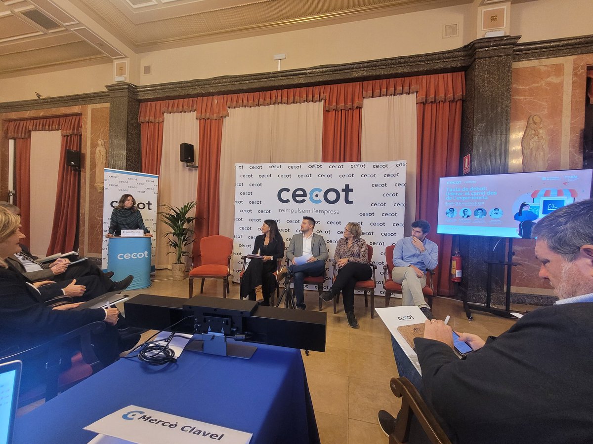 merceclavel's tweet photo. Iniciem la cloenda del #cicle #retailtrend a la seu de @PatronalCecot CecotComerç amb la participació d empresaris retail de #Terrassa i amb la col.laboració @ccamcat @diba @ajterrassa @CambraTerrassa https://t.co/py6ajSmTCV