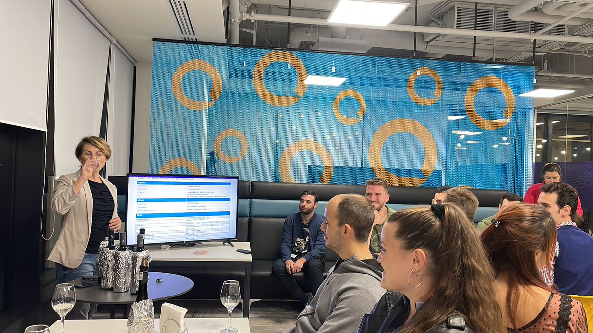 QualityAIGroup's tweet photo. Working nine to wine!
#Qualitest Romania had different plans last Tuesday and we loved it.
This wine tasting gave #Qualitesters an opportunity to understand the flavor profiles of different wines.
#LifeAtQualitest #FunTime #HappyFaces https://t.co/9J6MY1wTXY