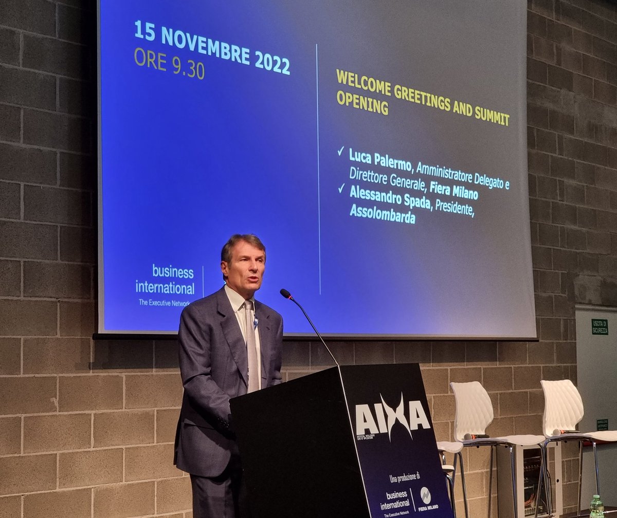 “Ecosistema italiano dell'#IntelligenzaArtificiale cresce: nel 2021 mercato #AI registra +27%. Ma l’applicazione è ancora troppo legata a dimensioni dell’azienda e ci sono ancora perplessità su etica e privacy che devono essere superate” <a href="/ASpada_/">Alessandro Spada</a> Presidente #Assolombarda #AIXA