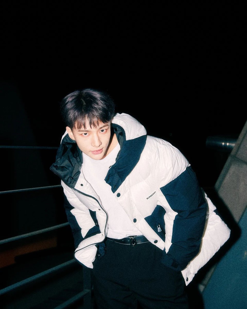 chiezho39's tweet photo. この髪型が1番似合ってる♡
#StrayKids #스트레이키즈
#Hyunjin #황��진　#ヒョンジン https://t.co/6qPlEMmqGr