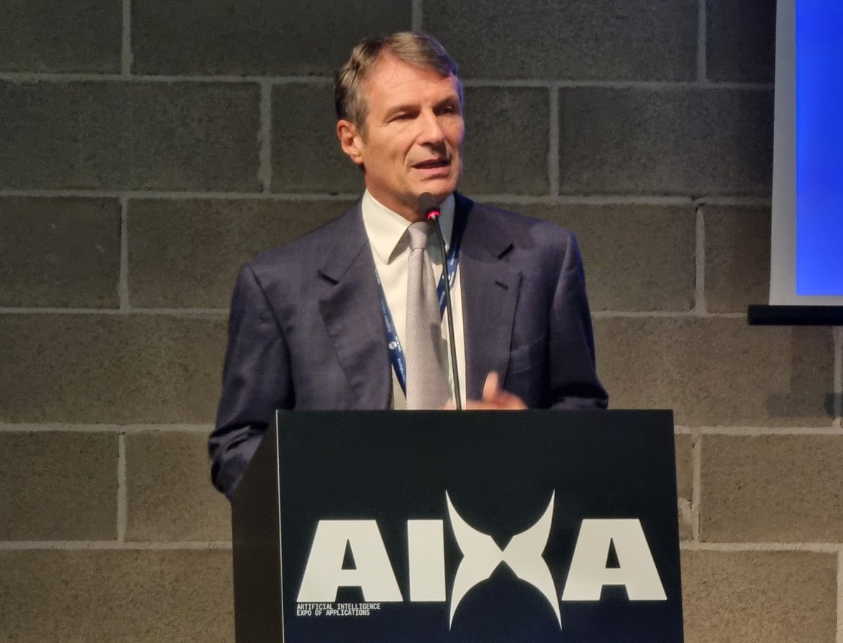 "È arrivato il momento di considerare i #dati come un vero e proprio valore per l’azienda. Dobbiamo sviluppare autonomamente, al nostro interno, competenze necessarie per interpretare e sfruttare flussi di dati aziendali" <a href="/ASpada_/">Alessandro Spada</a> Presidente #Assolombarda #AIXA