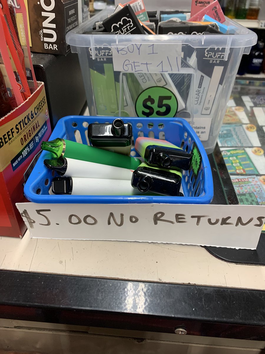 s4m31p4n's tweet photo. Would you smoke the $5 no returns mystery vape https://t.co/EEdUaHAhp2