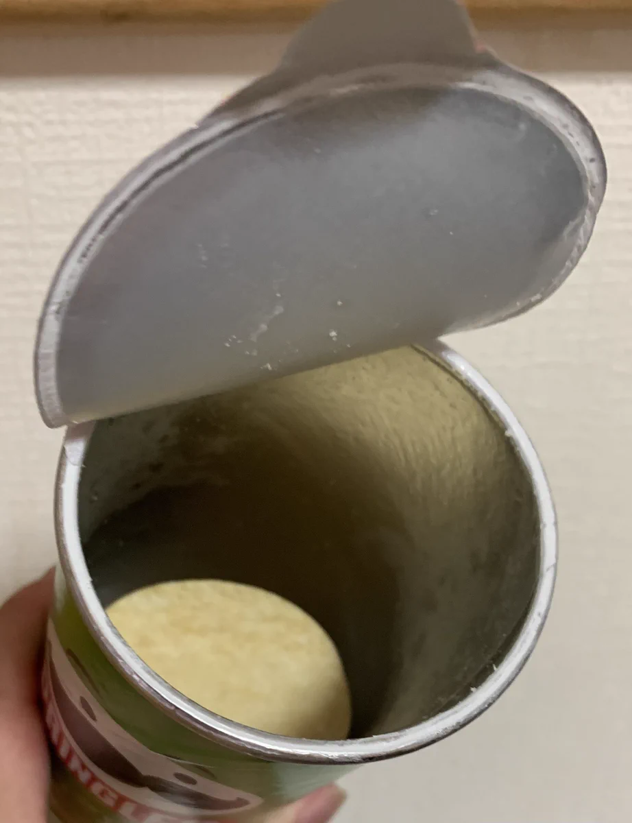 「誰か食べたでしょ！」。と感じてしまう、プリングルズの現在。