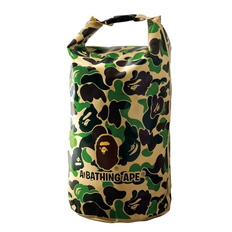hyroxsky's tweet photo. I'm selling 🇯🇵🇯🇵Ready stock Bape dry bag S... for RM89.00. Get it on Shopee now! https://t.co/eeSXZEPY7G #ShopeeMY https://t.co/m5jZbbbxWi