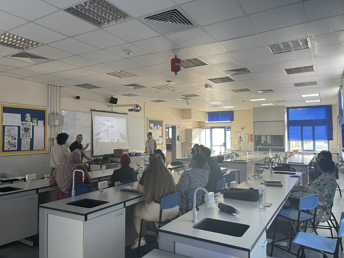 VRLab Academy tweet media