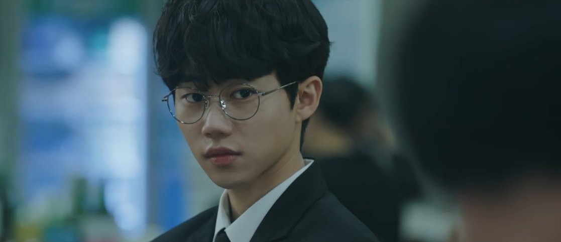 RigelblueBeta's tweet photo. Rewatching #blind now 🤭🥰🧑⚖️
"So if you had just killed me back then.. Things wouldn't have gotten this bad." - Jung Yoon Jae/Number 13 last words 😭🥺💐
#BlindEp16 #parkjibin https://t.co/ExdGihtwsa