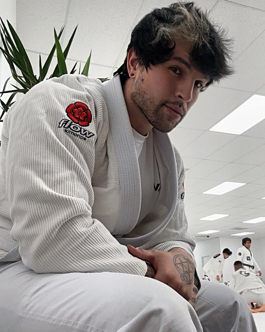 First day https://t.co/rQm39UHo0p