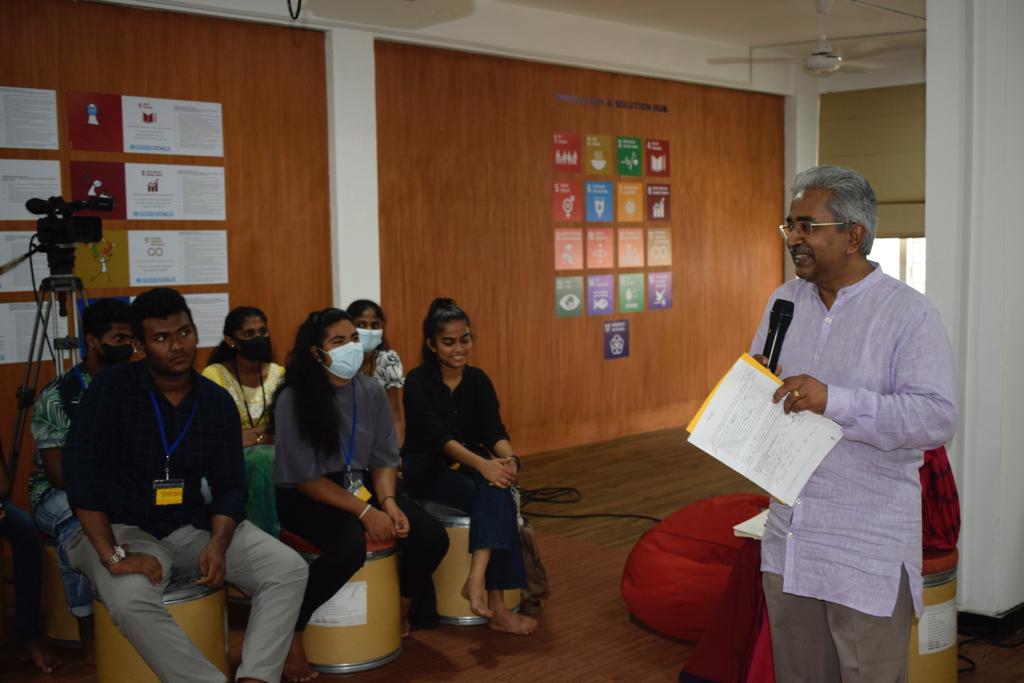 arigatou_ecp's tweet photo. On #IDEP2022 , we launched the 'Model Classroom' - the SDGs Academy in Sri Lanka 🇱🇰 , through an invigorating intergenerational dialogue
This has been captured this latest issue of the @globalcoalition newsletter > https://t.co/OjE2VCf72O
#ECPAt10 https://t.co/WNVnW71gnO