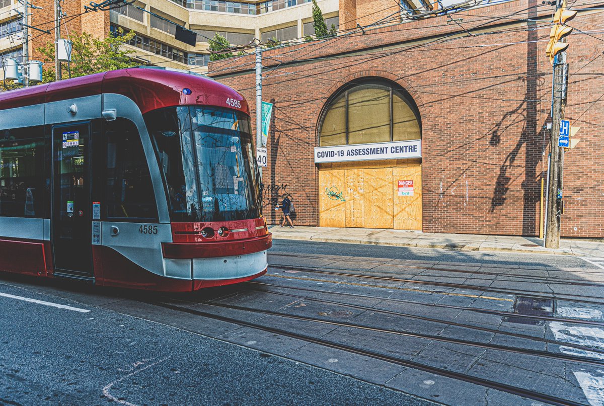 Now that the #CMOH asked Ontarians very nicely to wear masks can we get a #PCRtest so doctors don't have to guess if you have #Covid19. #onthealth #covidisntover #BringBackMasks. Below is a #photo of a closed test centre that was run by #TorontoWesternHospital.