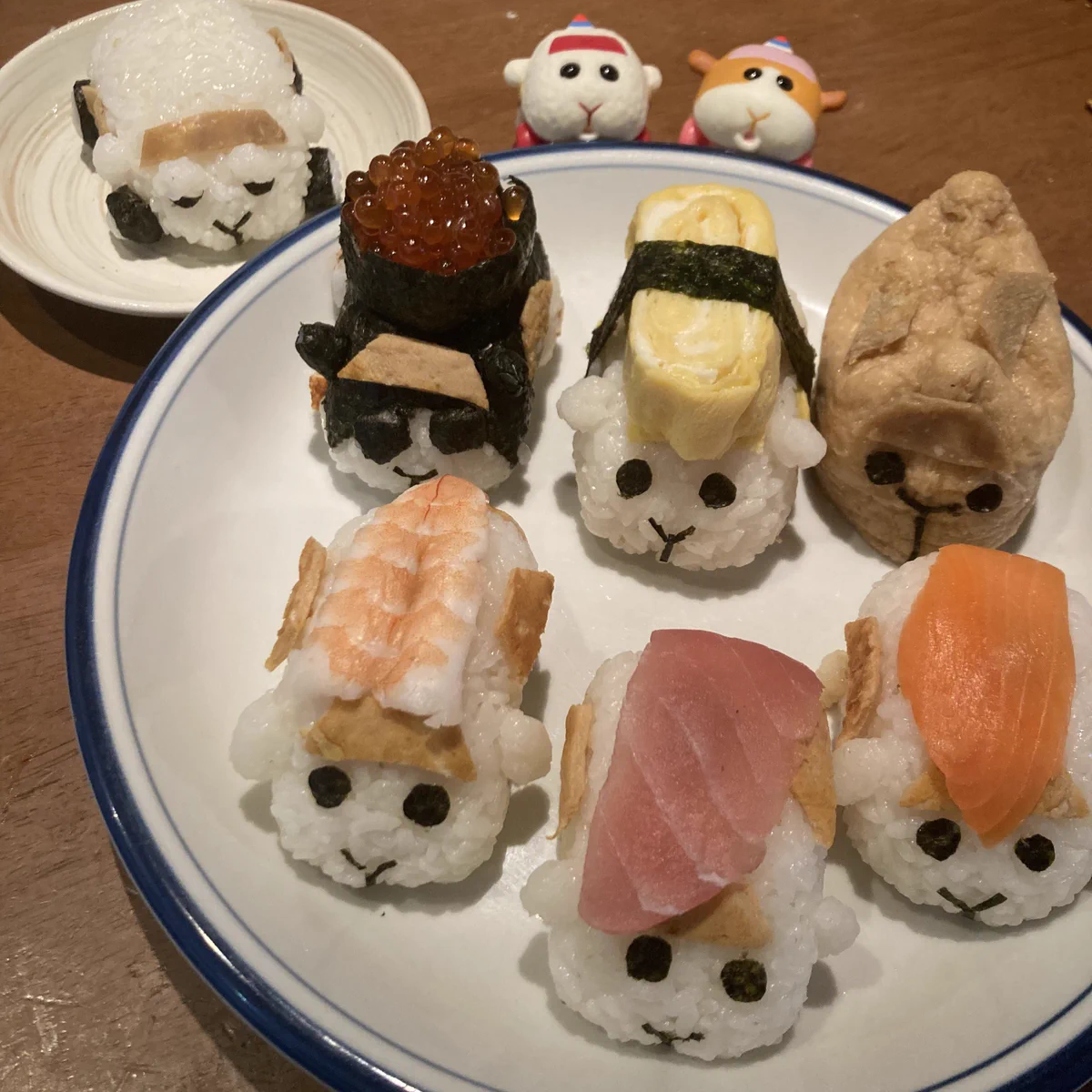 食べたいから自分で作った！とてもかわいいモルカー寿司！！