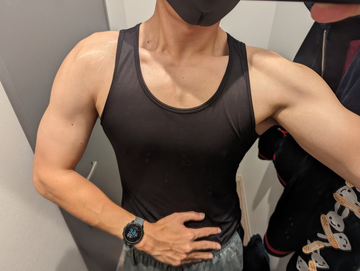 背中トレと腕トレをしました💪😗💪 