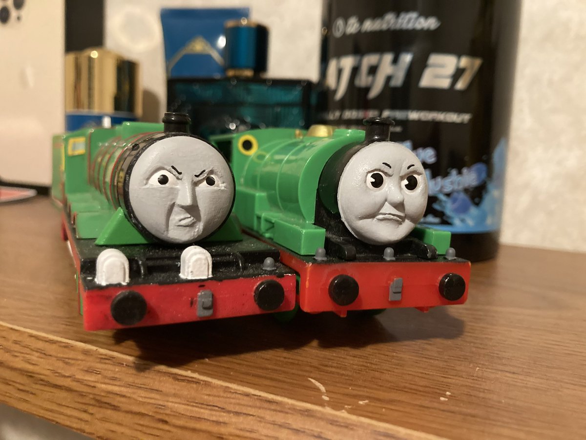 trackside06's tweet image. Maybe it’s not so easy being green