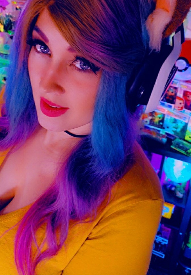 xCuteChii's tweet image. 🦋🪴GOING LIVE🪴🦋

 Happy times start here 🥰🎮🍿

Get your gaming on with some of the chillest online friends you could ask for! 💖 #communitystream

👉 twitch.tv/loyalchi 👈
