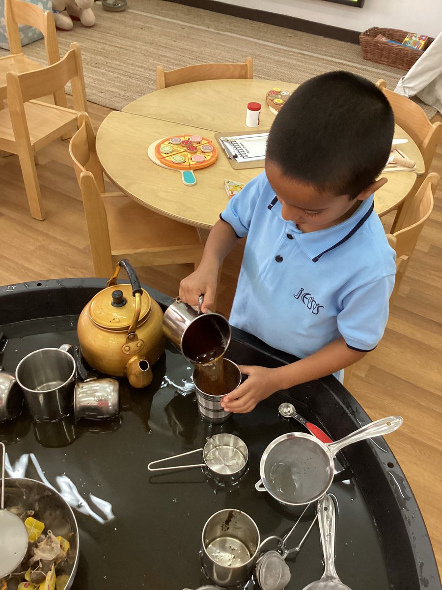 JESSjumeirahFS1's tweet photo. Anyone for a cup of tea? Learning capacity through play #EYFS #JESSJumMathematics #JESSJumLearning https://t.co/ernG73lkhB