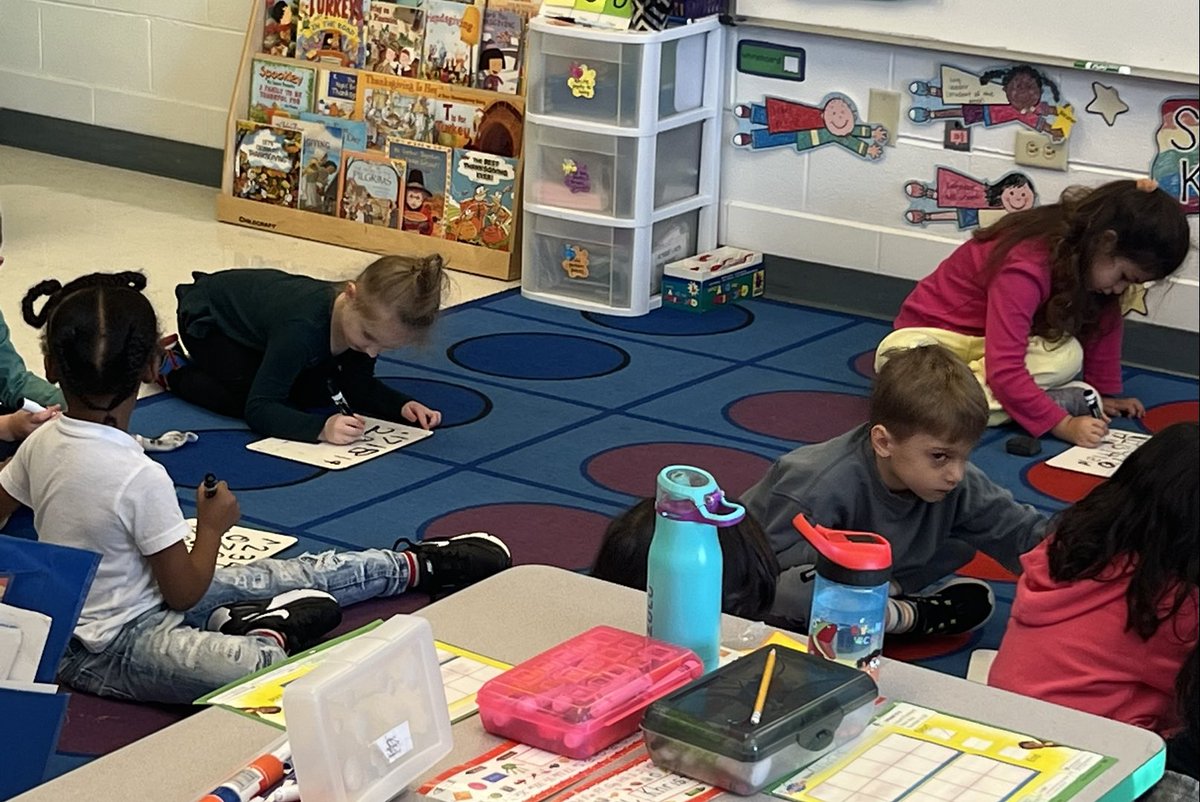 john_bryk's tweet photo. These little Center Dolphins are doing an outstanding job in Mrs. Herman’s kindergarten class identifying and writing numbers! ⁦@OSD135⁩ ⁦@dolphins_center⁩ https://t.co/jzsJePBgOT