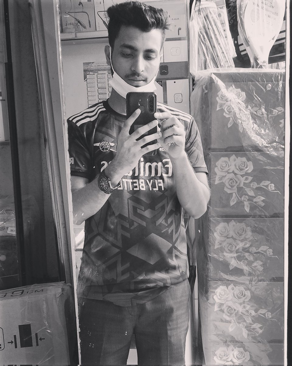 nuruddin01234's tweet photo. ঝরে যাওয়া পাতার সাথে গাছের
আর কখনোই দেখা হয় নাহ 😰 https://t.co/UznNDlrlgv