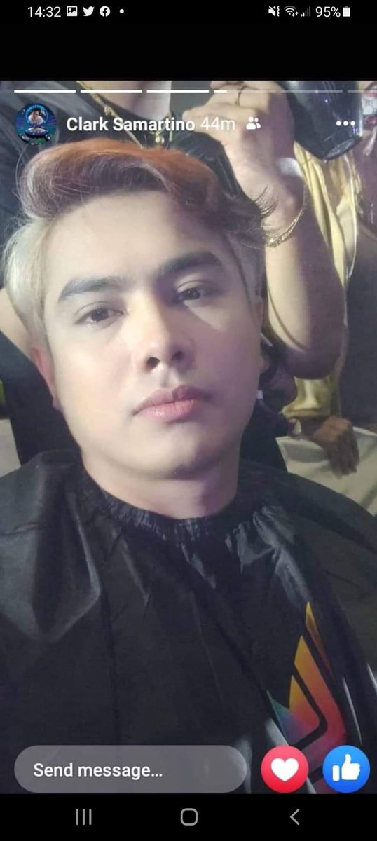 demonz29's tweet photo. Tangos ilong mo sweetie
#FisrtHairAsianStyle
@ClarkSamartino https://t.co/JSmcAA4yjD