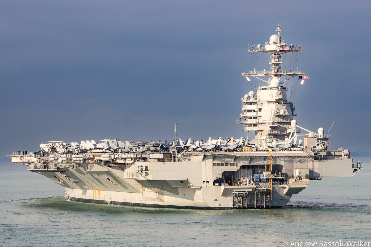 Andrew_SW's tweet photo. The impressive sight of the world's largest warship - @Warship_78 #USSGeraldRFord arriving in #thesolent for a 4 day visit.
All of those onboard @wightlinkferry #VictoriaOfWight & #StClare had a grandstand view, certainly the best seat in the house!
@kwjourno @BBCSouthNews https://t.co/M341VM1Y4B