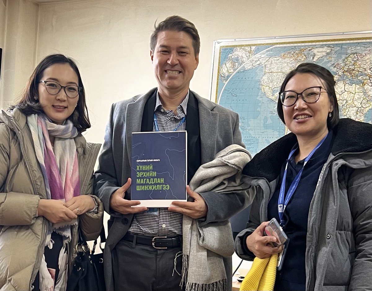 In Ulaan Baatar today w ⁦@UNDPMongolia⁩ colleagues. Hot off the press is our Mongolian-translation of our #HRDD Training Guide! ⁦@ElaineUNDP⁩ ⁦@asakookai⁩ @KatyThompsonROL⁩ ⁦@liviosarandrea⁩ #bizhumanrights