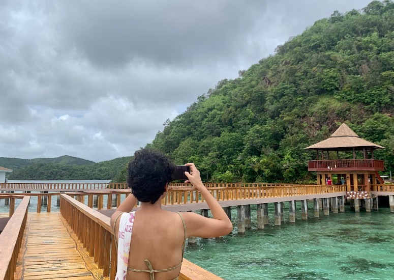 philstarlife's tweet photo. Paradise in #Palawan. 🌅 Check out Sunlight Eco Tourism Island Resort and Spa and know how much it costs to vacation like a celebrity. READ: https://t.co/Z0kZzHIzfh
#SETIR #TravelPH https://t.co/ueEFkqjSBX