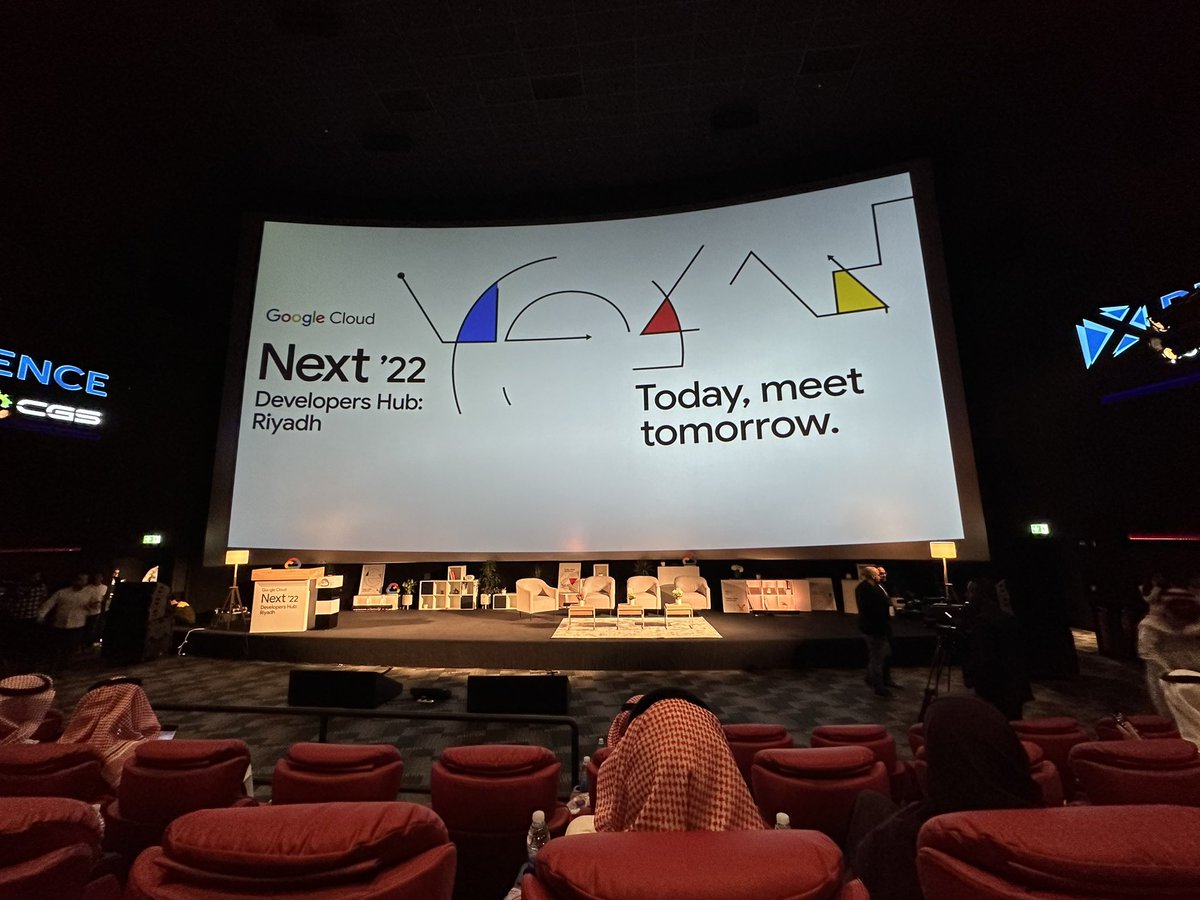 adnsawas's tweet image. So excited ✨
#DevHubRiyadh #Next22 #GoogleCloudSaudi