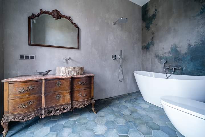 Cosmas_Mbarga's tweet photo. A mix of modernity and baroque atmospheres describes the #bathroom designed.
#CalceCruda, the "green" mineral decorative covering with a strong natural connotation & #Wall2Floor, a multilayer system that makes it possible 2 obtain seamless & continuous coverings.
#novacolor 🔥💯 https://t.co/75BKLIaOdn