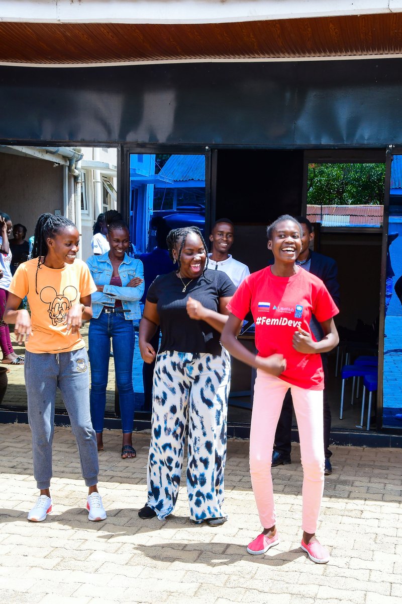 brendamboya's tweet photo. Thank you for everyone who made Saturday a huge success! Here are some pictures. #buildwitharm #kisumuelc #kisumu #dala #arm #armecosystem #arduino #RaspberryPi #Africa #techafrica @Kai_mwanyumba @miss_ayan https://t.co/unmNE3rlvN